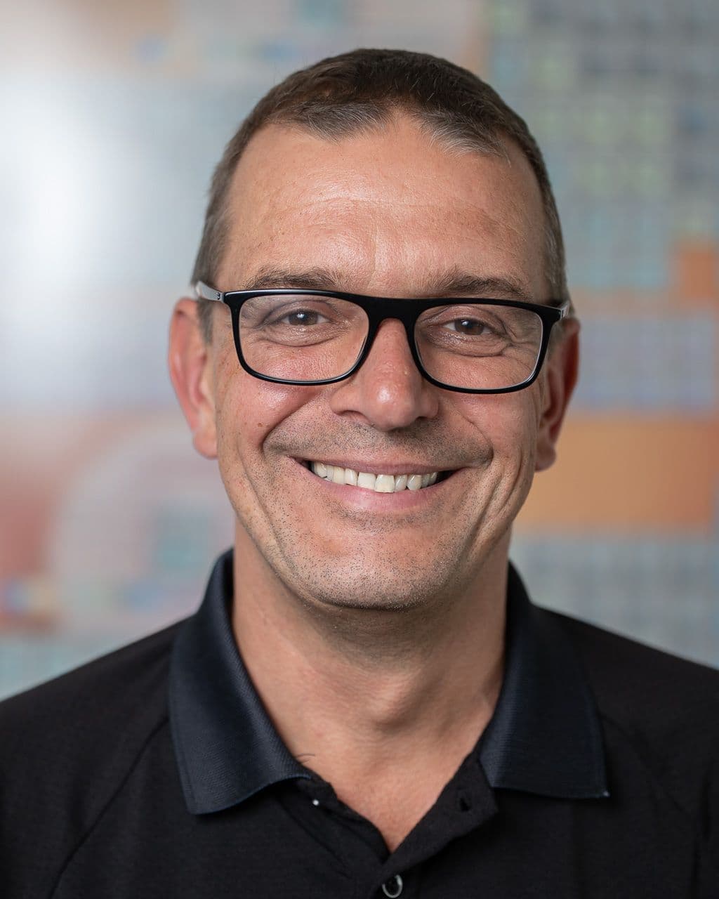 Portrait of Dr. Stefan Tews, Managing Director.